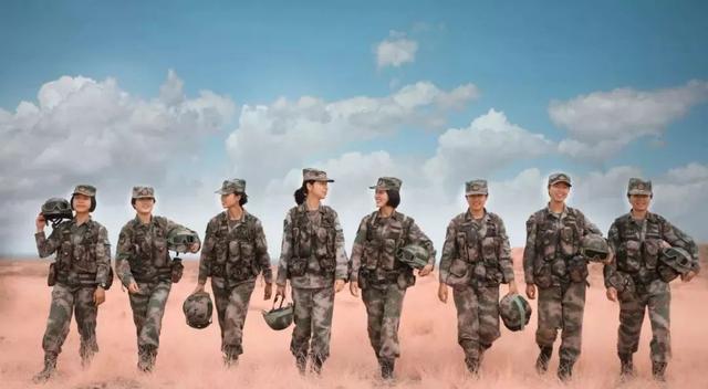 女兵應(yīng)征報(bào)名開始 鏗鏹玫瑰一起來參軍報(bào)國